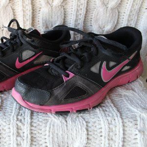 Nike Girls Flex Supreme TR 2 Training Sneakers Black/Pink ~5.5~